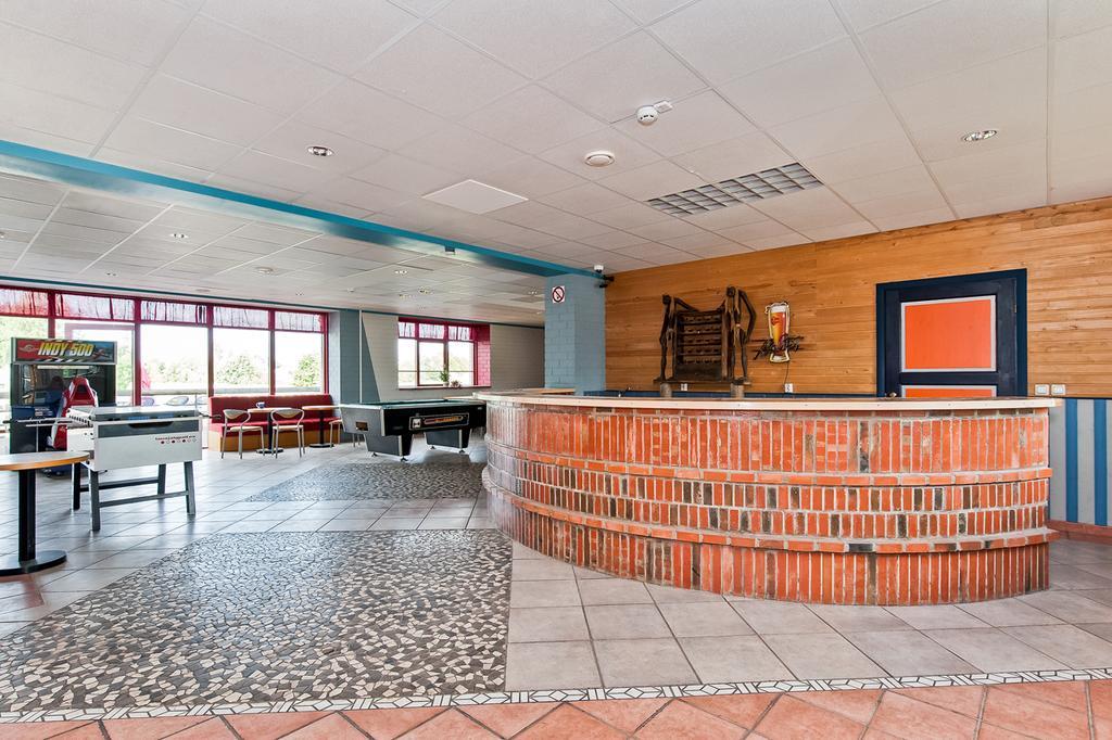 Veskisilla Hotel Turi Bagian luar foto